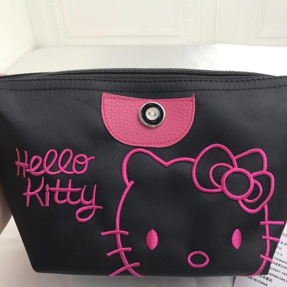 Hello Kitty MAKEUP BAG - Picture 6 of 8
